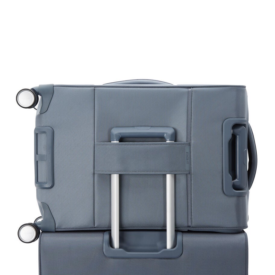 Samsonite UpLIFT Softside Spinner Carry-On&trade; in the color Elemental Blue. image number 7